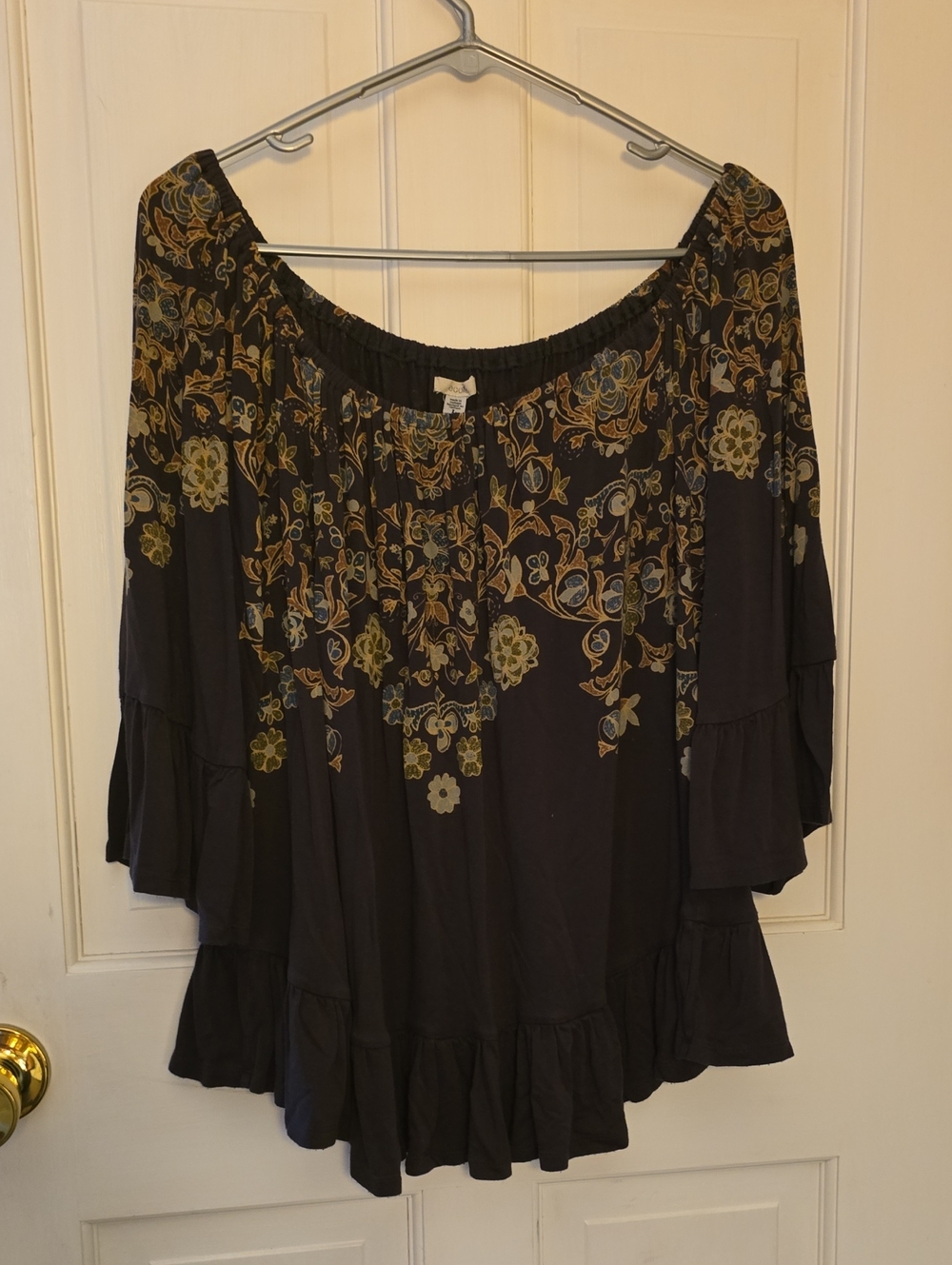 Ecote Gray Off-Shoulder Peasant Tunic with Olive & Blue Floral